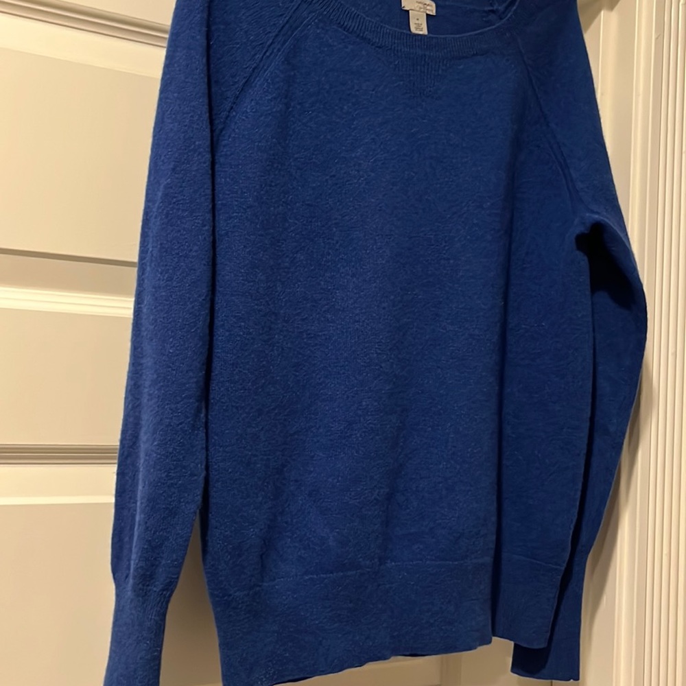 Medium blue Cashmere sweater
